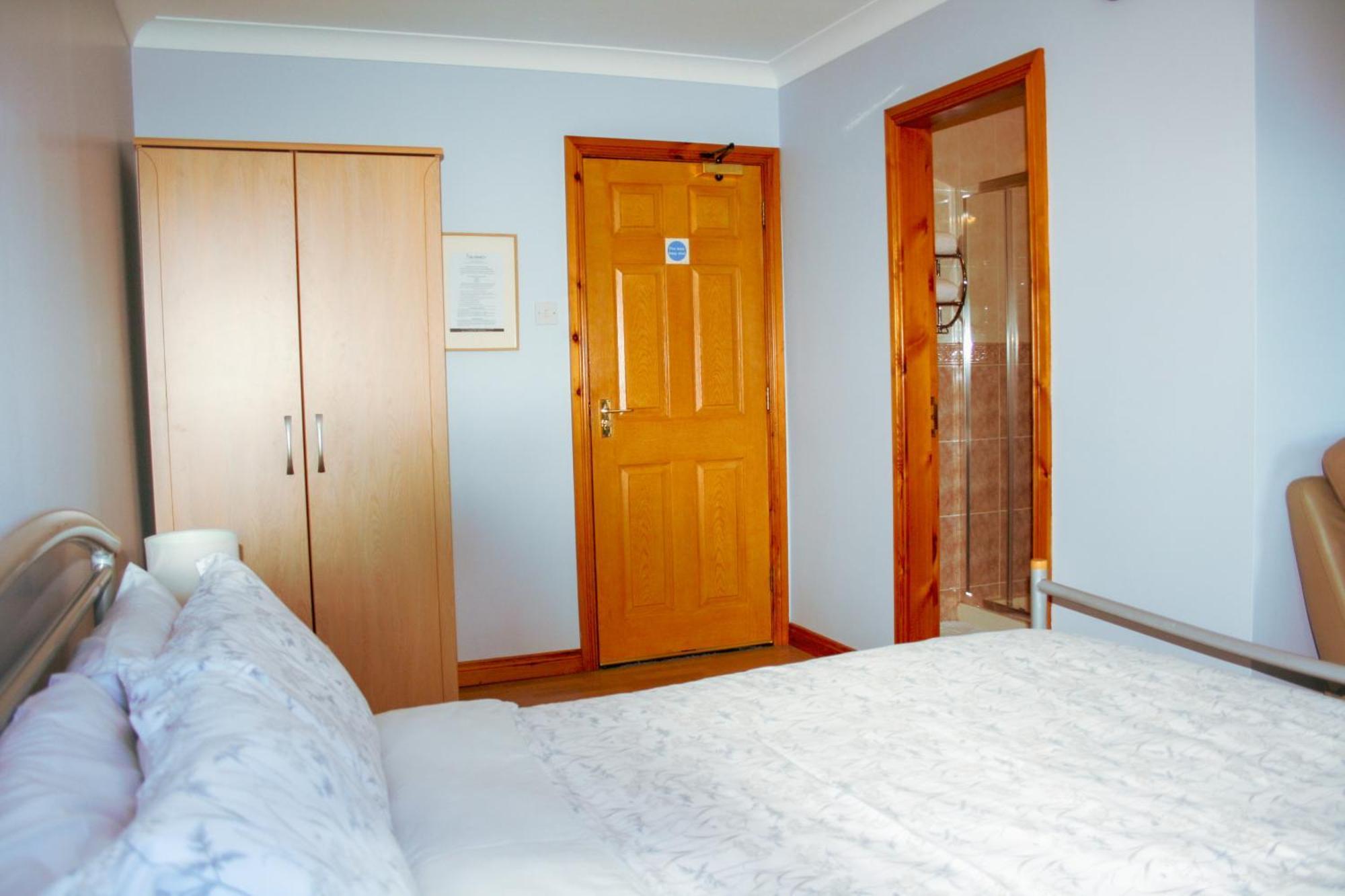 The Coach Inn Strabane Bagian luar foto